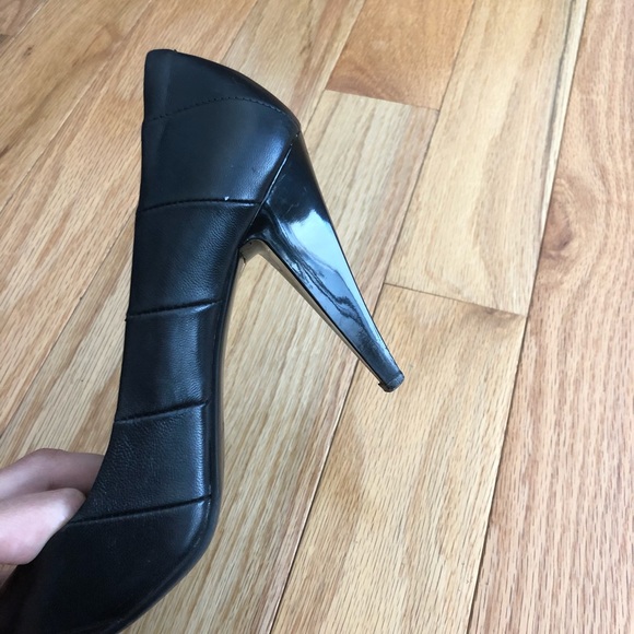 Black leather pumps , - Picture 3 of 10